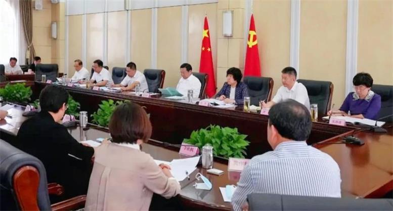 遼聯(lián)信息曹玉學(xué)董事長參加遼陽市民營企業(yè)家座談會